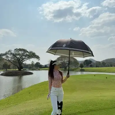 郑娜浩
